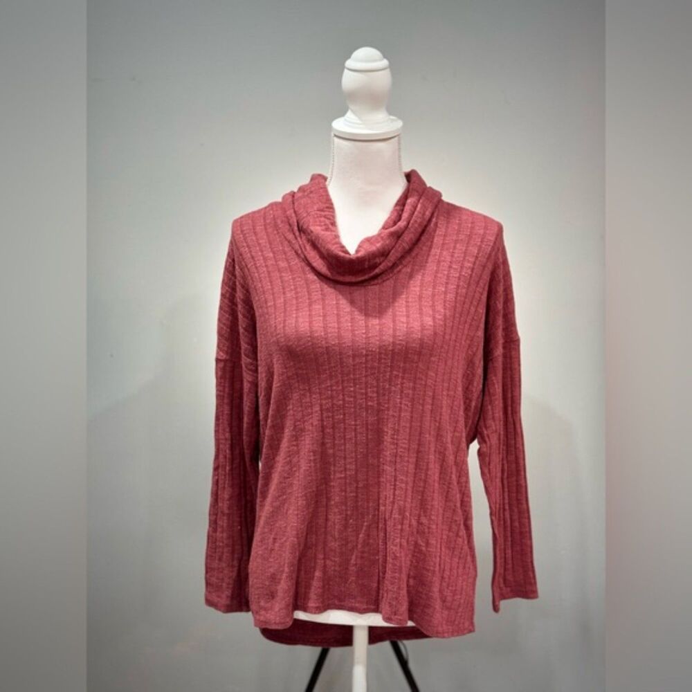 CLEARANCE! Green Envelope L/S Cowl Neck Top Size S EUC